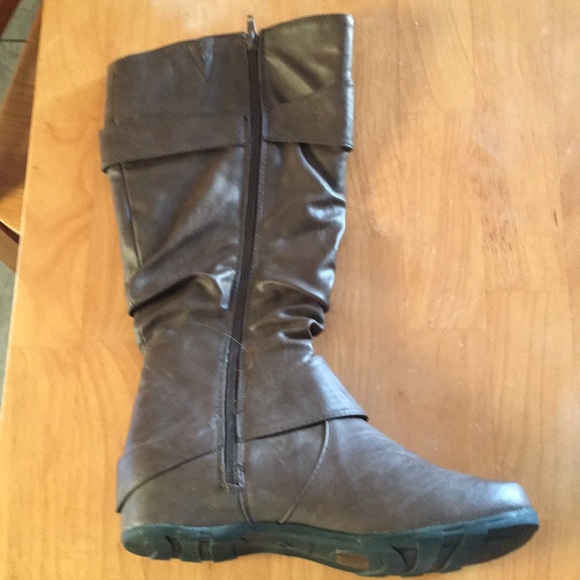 Brown Boots New without Tags - Picture 3 of 7